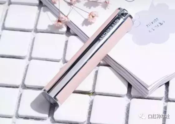 givenchy哪个颜色好用,givenchy禁忌试色