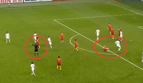 中韩争议判罚,中韩大战裁判判罚惹争议