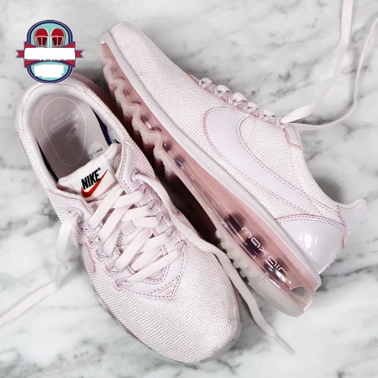 运动鞋既能冬天穿又能夏天穿,少女心满满的运动鞋