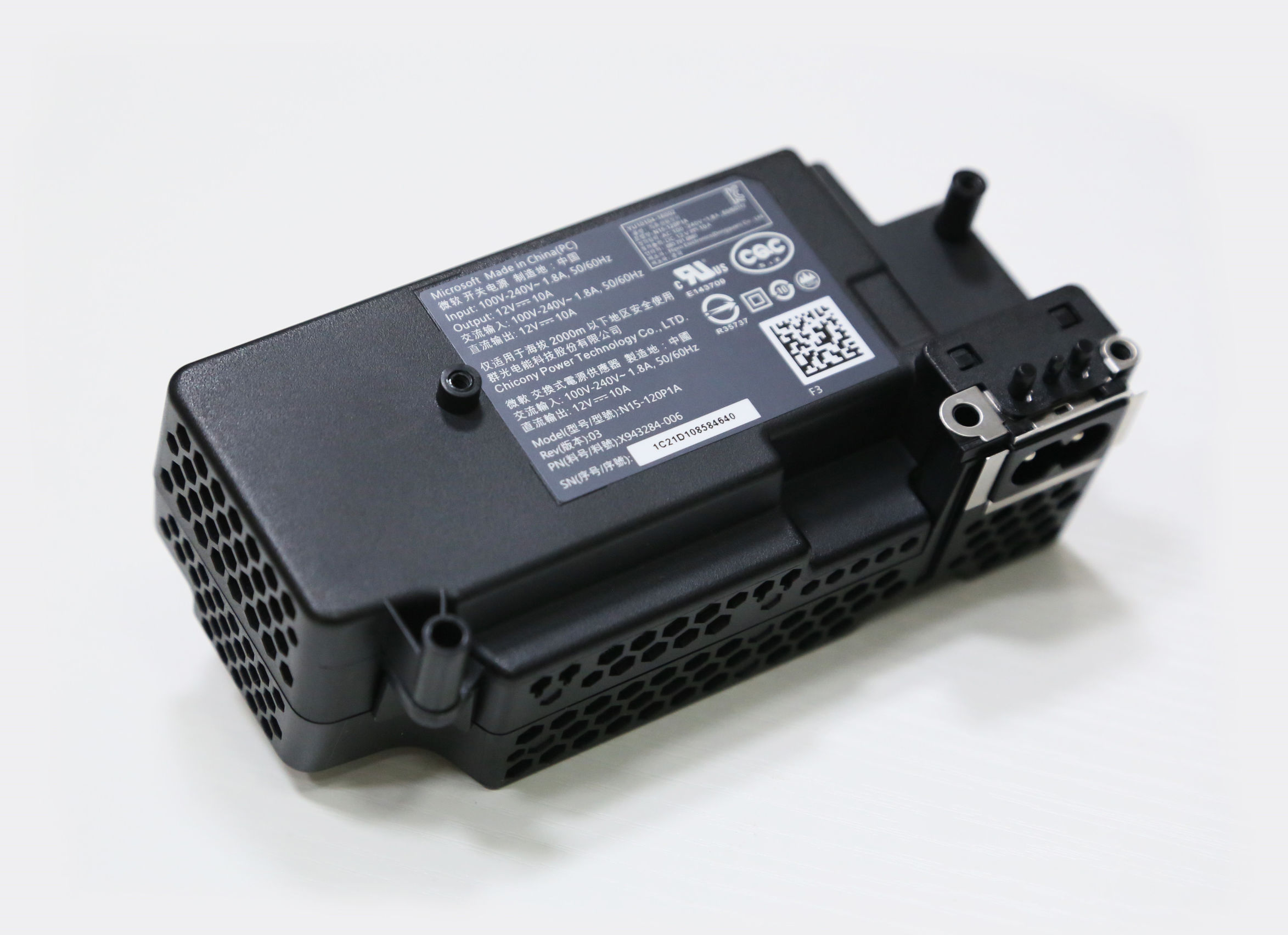 xboxones拆机没有撬棒,xboxones和x区别