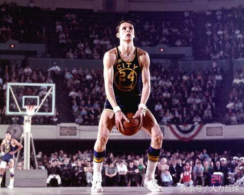 勇士队退役了哪些球衣,勇士队史五个纪录