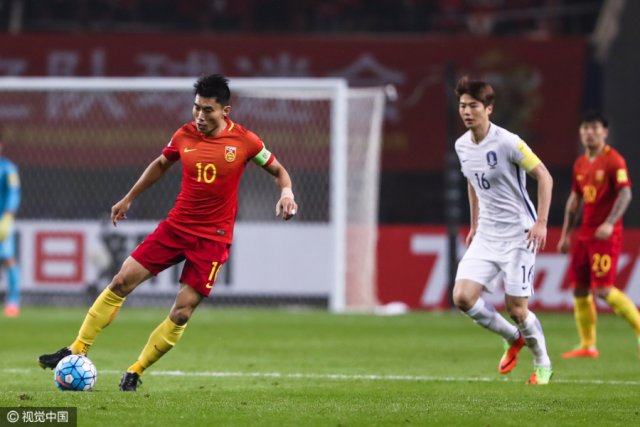 长沙国足1:0胜韩国队赛后,于大宝与韩国球员冲突