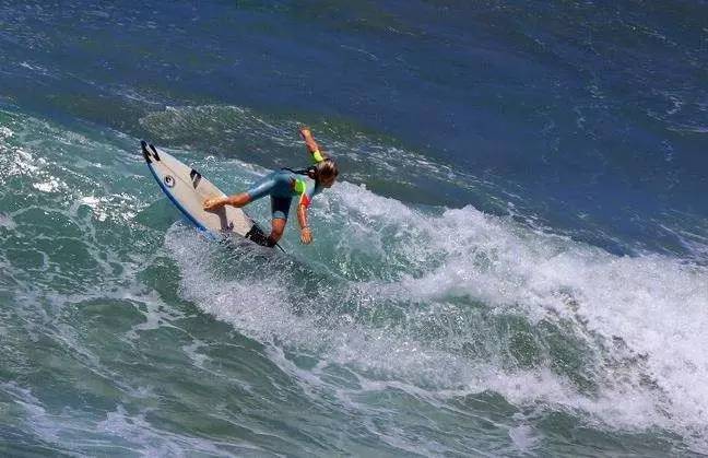 刘强东与奶茶妹妹的婚礼举办地大堡礁到底有多美？自己去看！