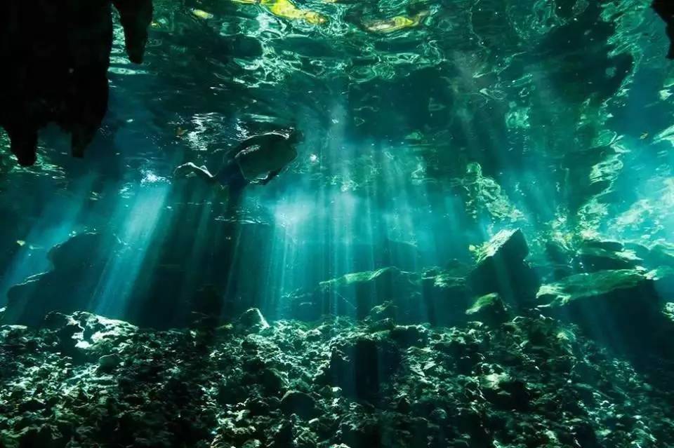 刘强东与奶茶妹妹的婚礼举办地大堡礁到底有多美？自己去看！