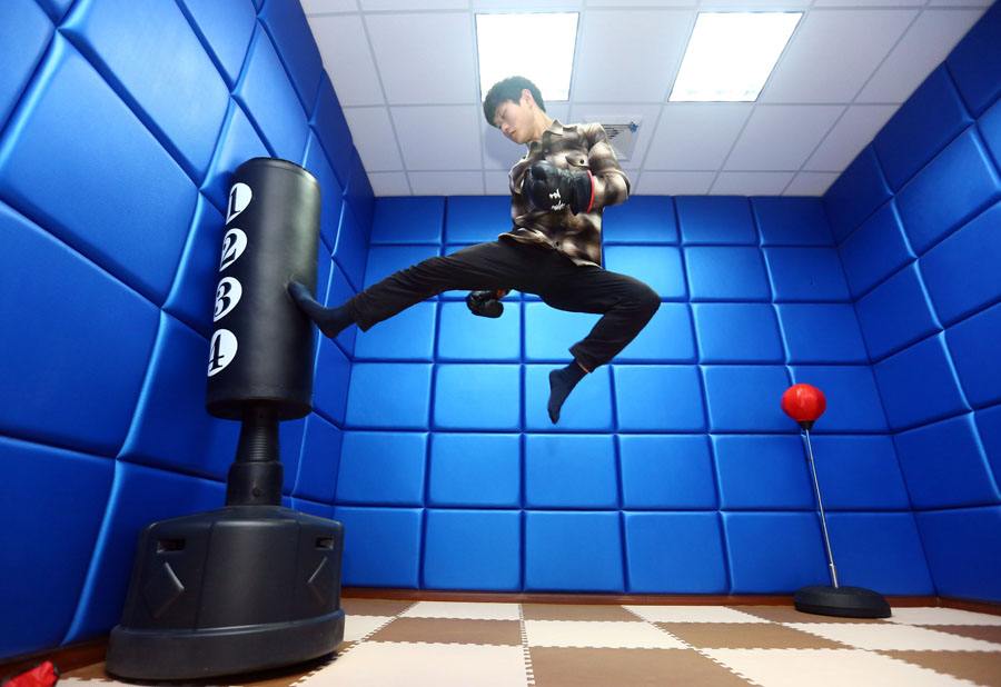 如何进行情绪管理视频,怎样引导孩子进行情绪管理