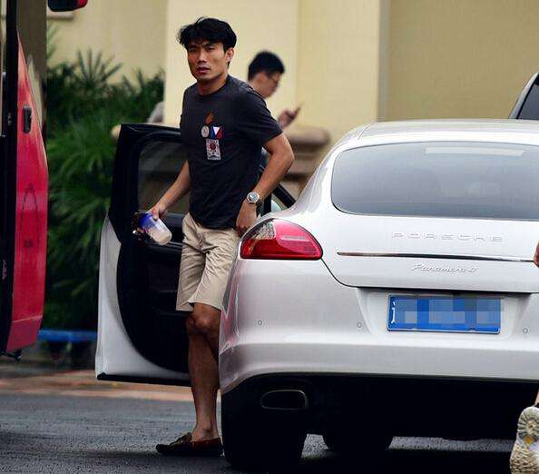 于大宝助国足完整视频,国足神脚