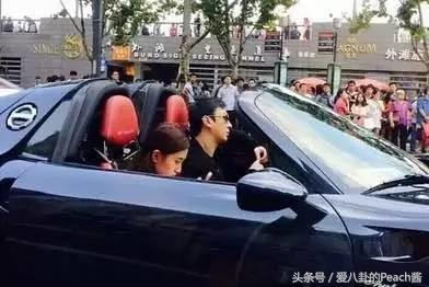 不愧是国民老公！原来这些年给妹纸都买了这些礼物