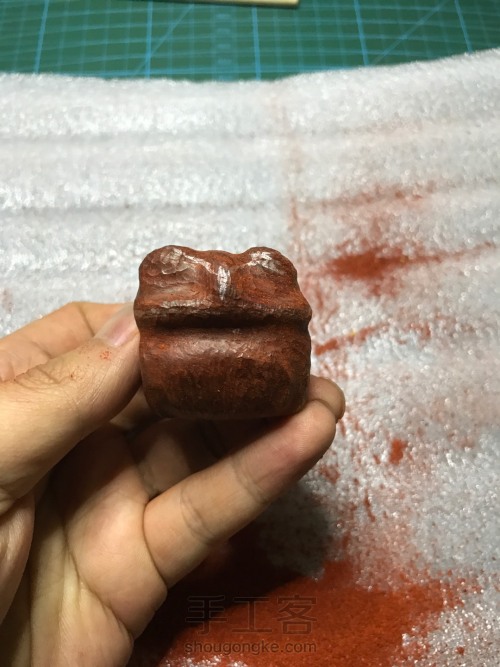 小叶紫檀木刻蟾蜍