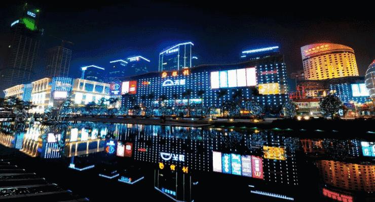 近两年运营效果突出的购物中心,业绩大涨的购物中心