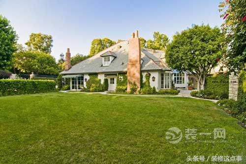 给力！国足1-0力斩韩国来扒扒中国足球球员的豪宅