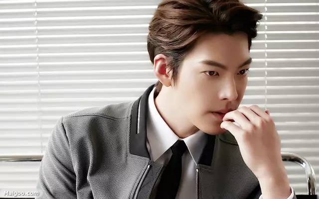 满头满脸是白头粉刺怎么去除,白头粉刺毛孔粗大怎么去除最有效