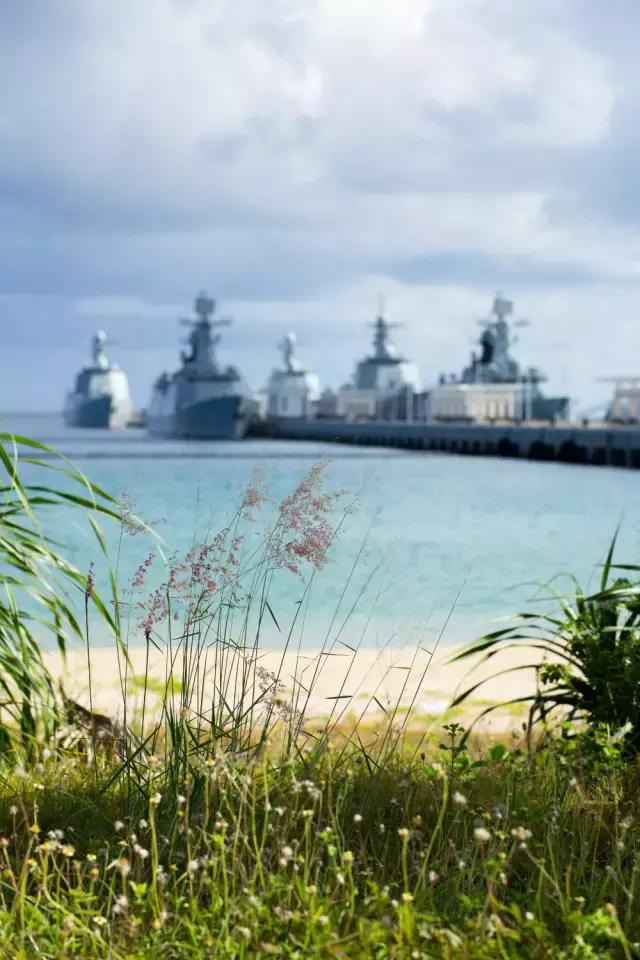 兄弟，听说你要移防到艰苦地区了