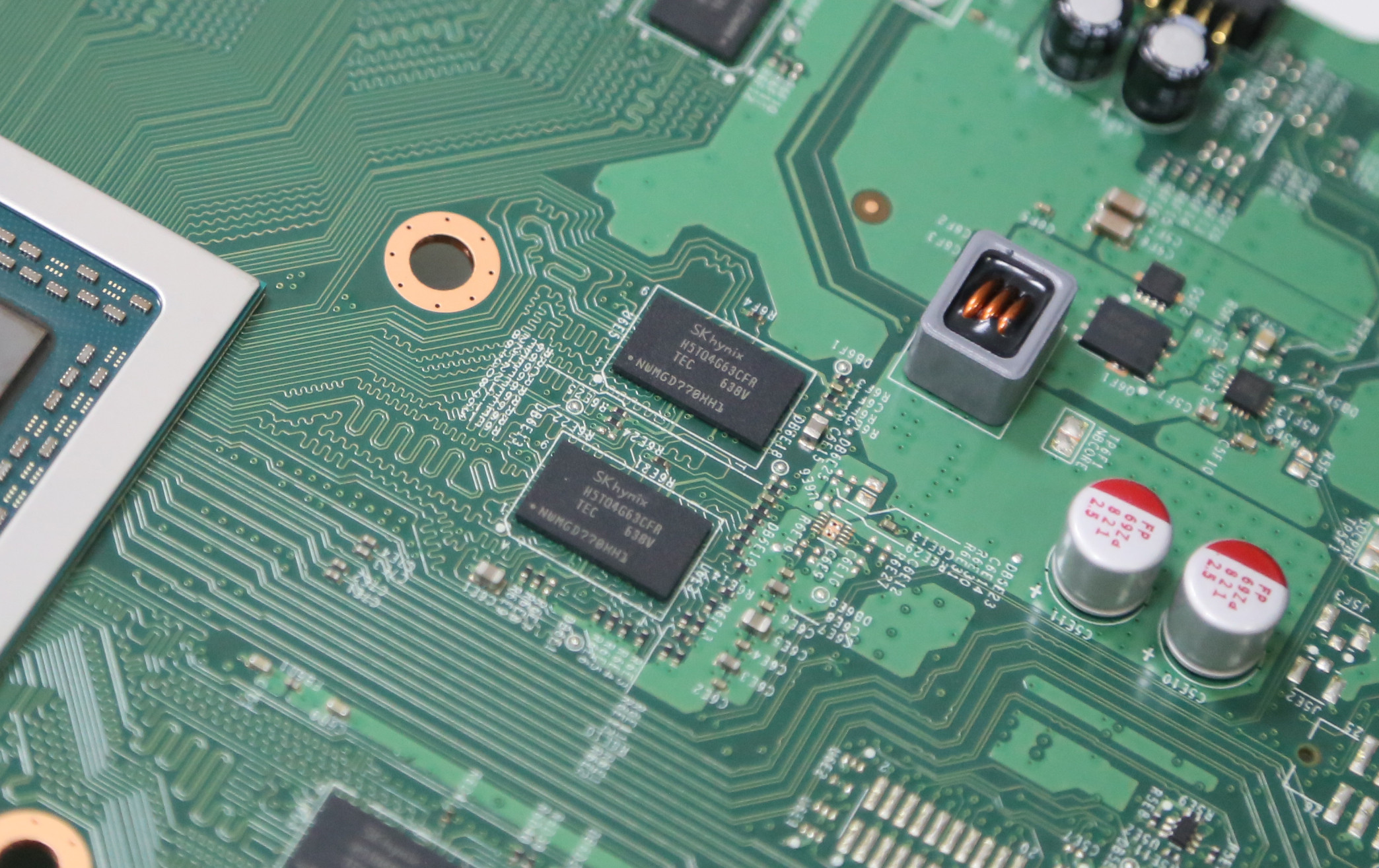 xboxones拆机没有撬棒,xboxones和x区别