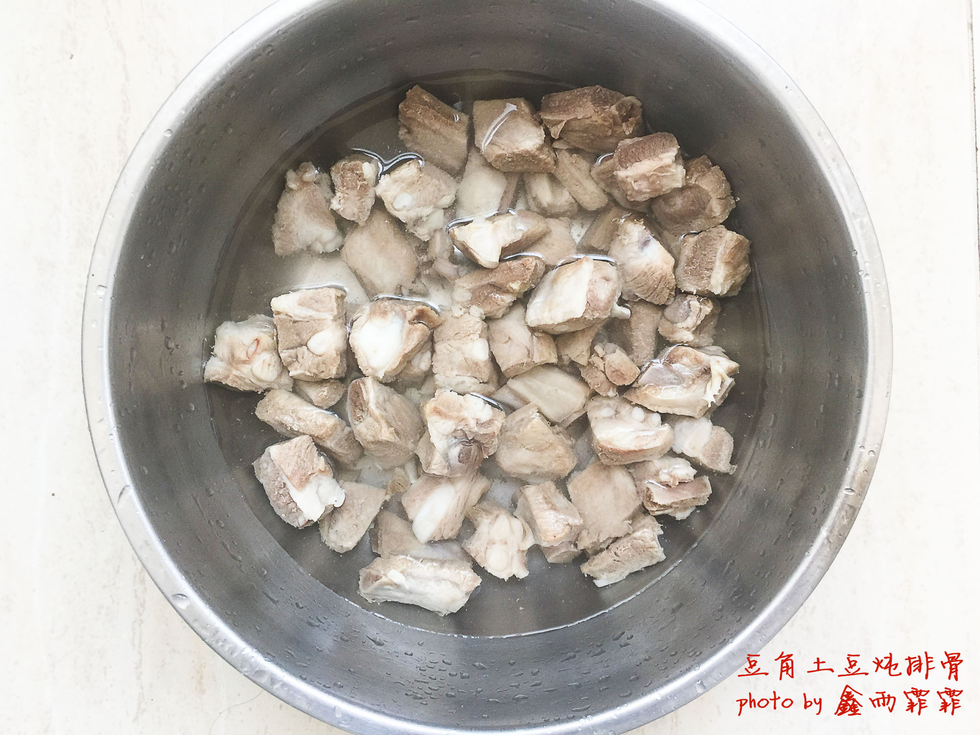 为什么自己做的排骨嚼不动,排骨做时腥味特别大什么原因