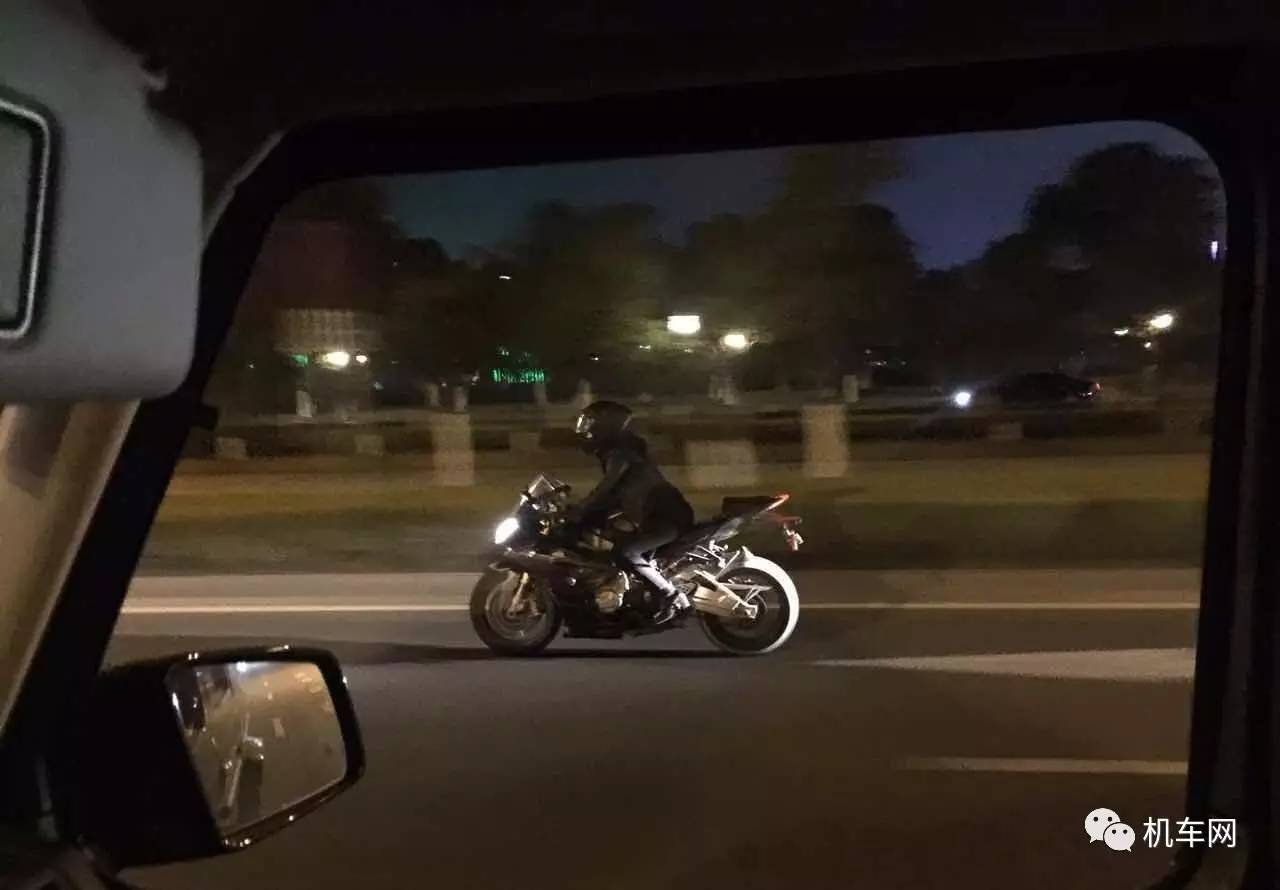 车友风采，遇到摩托车后，感觉每天都是热恋