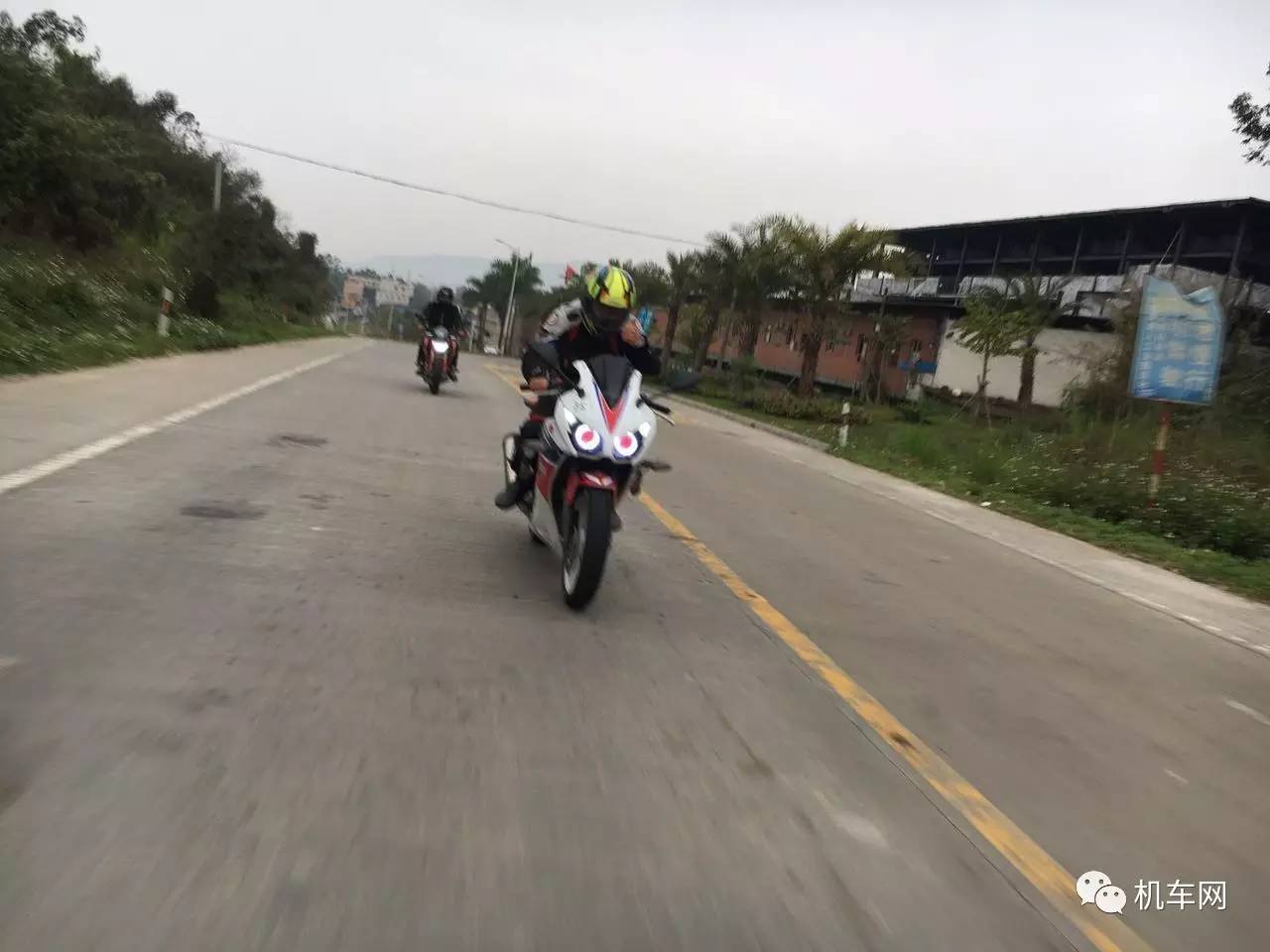 车友风采，遇到摩托车后，感觉每天都是热恋