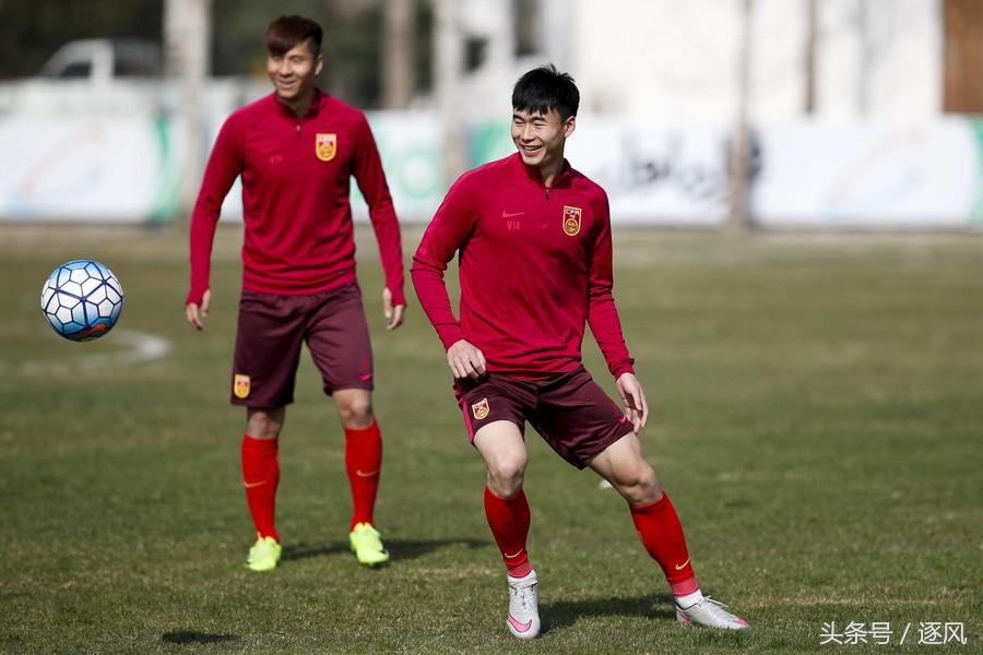 “菜地”球场接待国足！亚洲第一也惧怕中国队？