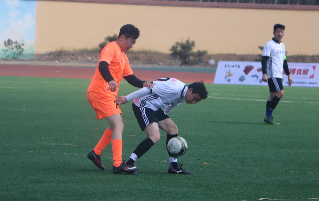 足球比赛海报泰山,足球联赛开赛海报