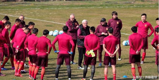 国足将客场对战日本,国足0-1伊朗最新消息