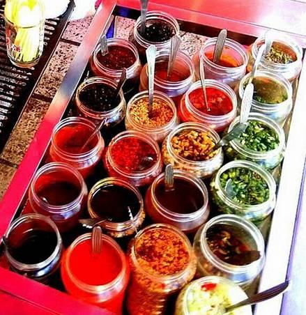 浜戝崡娉歌タ鍘跨編濂虫紓浜悧,浜戝崡绾㈡渤娉歌タ缇庡コ