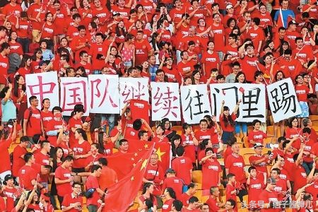 韩国伊朗国足最新消息,国足0比1不敌日本赛后采访