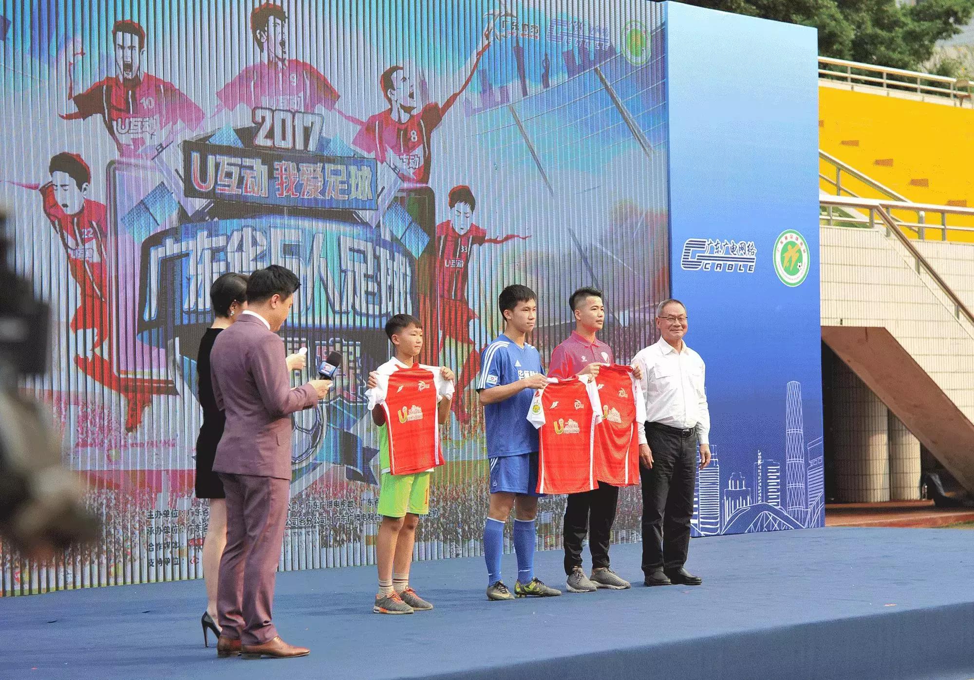 直击特战队员对抗竞赛高燃画面,直击足球现场