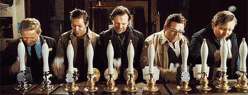 成军20年的*月天五**写满了我们青春，但他们做的潮牌真的丑爆了