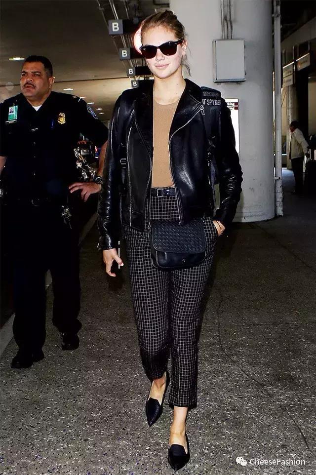 恨天高单鞋搭配图片,穿着恨天高的高跟鞋