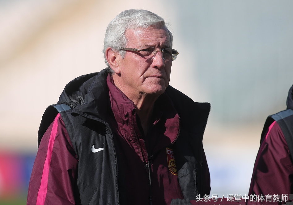 国足暴怒为队友出头,里皮赛后怒批国足了吗