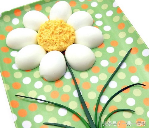 厉害啦，吃个鸡蛋，还有这么多创意！真的白活那么多年了