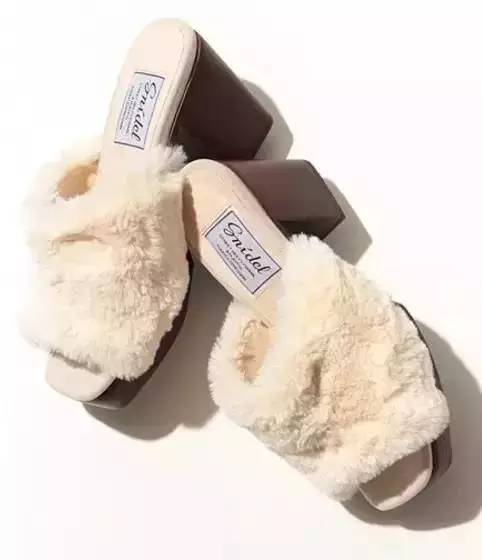 一年四季都适合的时尚小白鞋,小白鞋日系女