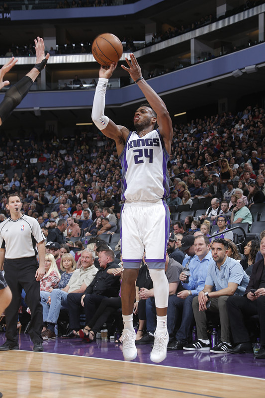 街霸的鞋子,街霸球鞋