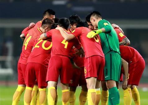 国足客场0-1伊朗全场,国足0-3伊朗止步八强