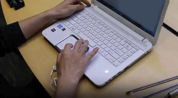 更换笔记本电池手工费,换个笔记本屏幕手工费