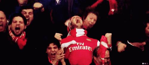 成军20年的*月天五**写满了我们青春，但他们做的潮牌真的丑爆了