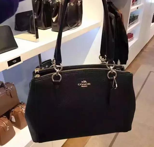 当职场添上时尚的元素，给你不一样的生活体验