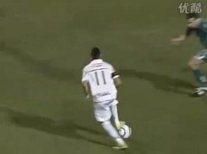 国足对韩国搞笑足球解说,国足赢韩国世预赛幽默