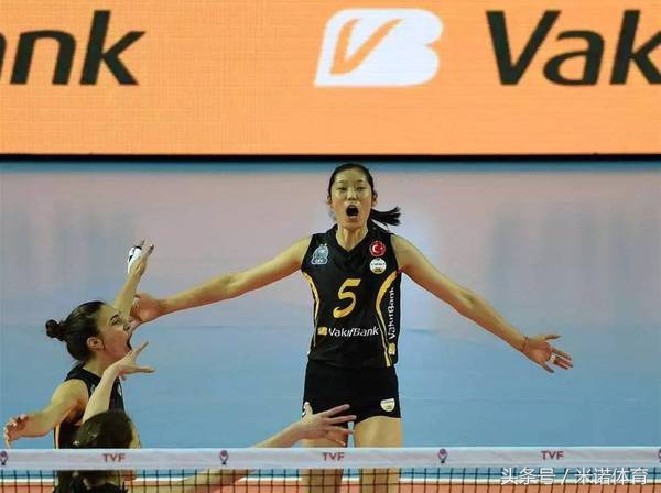 女排欧冠六强赛瓦基弗逆转苏黎世朱婷获13分