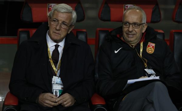 贺龙体育场的笑容，由里皮和中国队一起守护