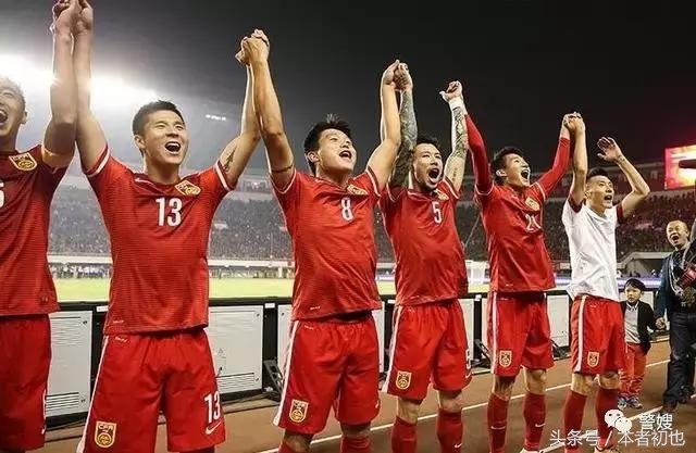 长沙国际会展中心和贺龙体育馆,长沙贺龙体育场vs世纪莲体育场