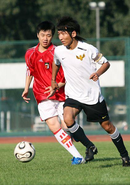 国足中韩长沙告捷,国足比赛张艺兴领唱