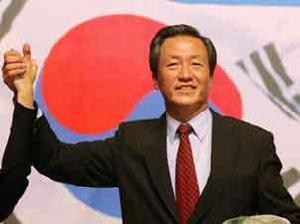 足球韩国黑哨处理结果,韩国当红队长被判5年