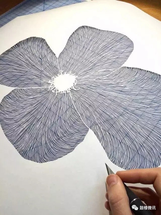 一张白纸也能成为艺术品,艺术一张白纸