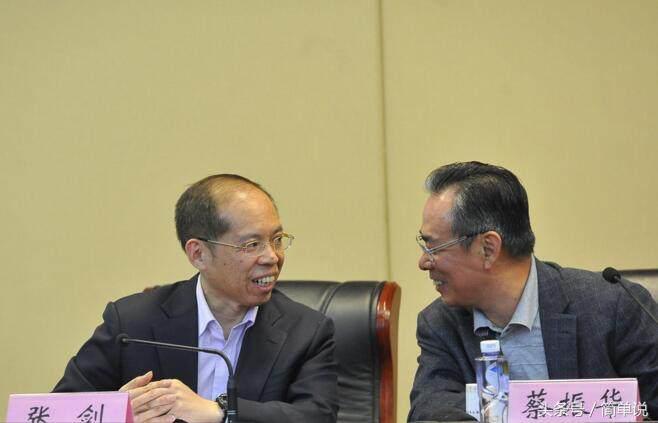 伊朗免门票是假的，里皮说拿一分满足是假的，蔡振华不来是真的