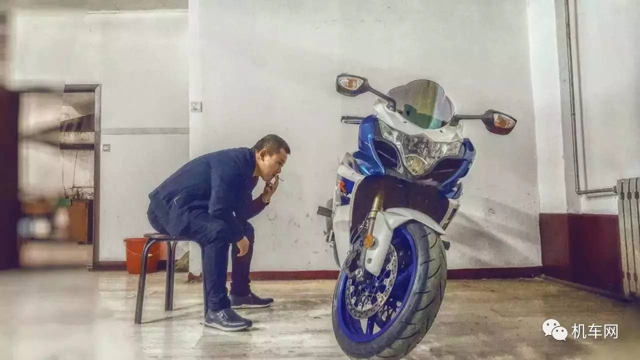 车友风采，遇到摩托车后，感觉每天都是热恋