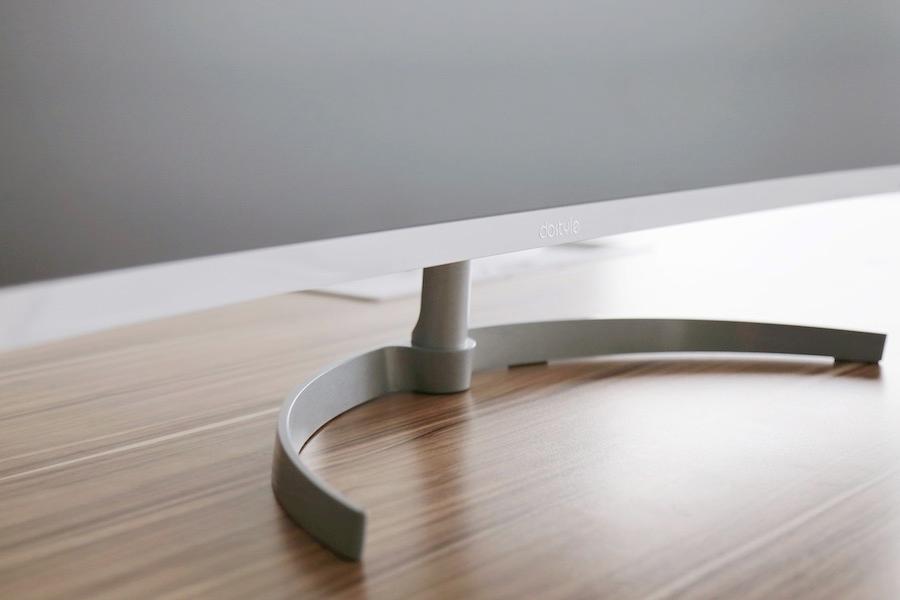 曲面屏显示器看起来真的舒服吗,27寸165hz2k曲面显示屏体验效果