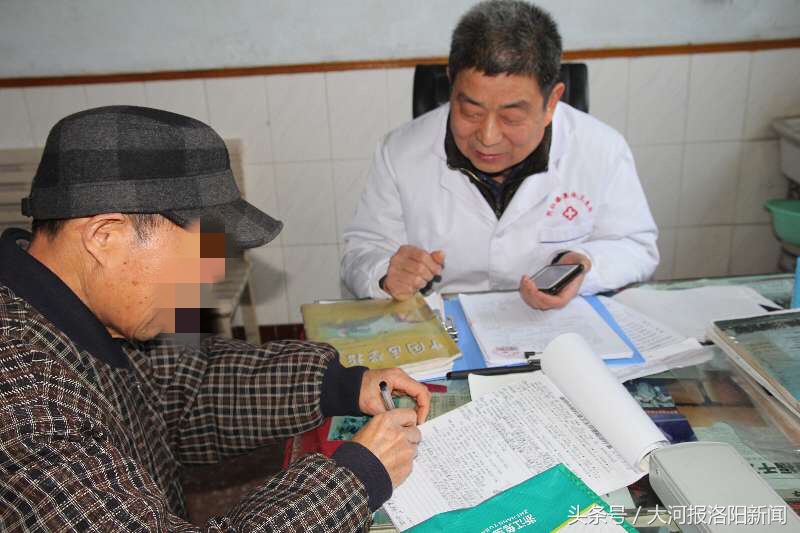 让更多便秘患者远离痛苦——探访河南省百佳爱心医生赵站周