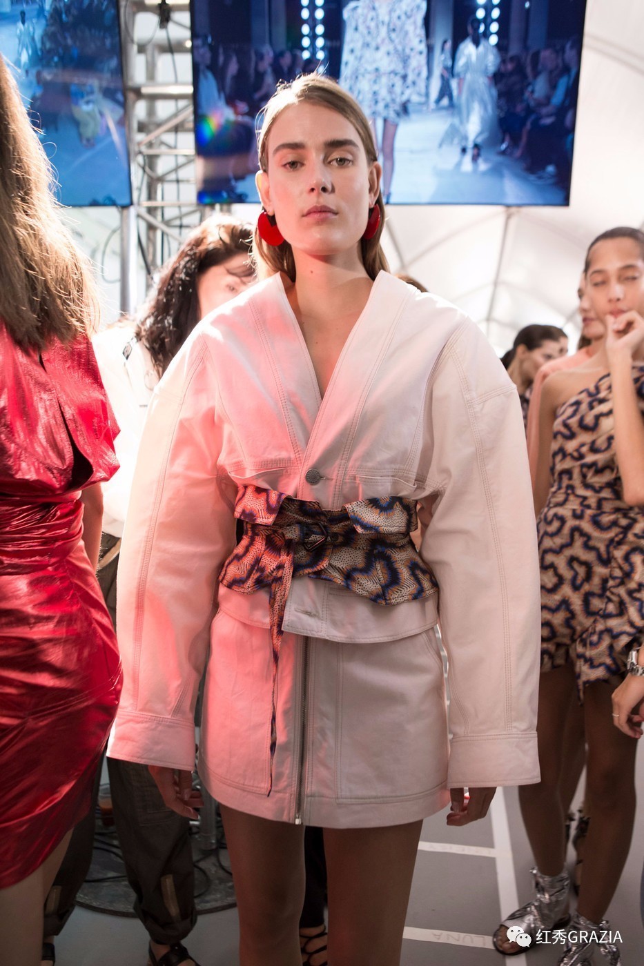 减肥不够日常消耗,减肥不够坚持怎么办