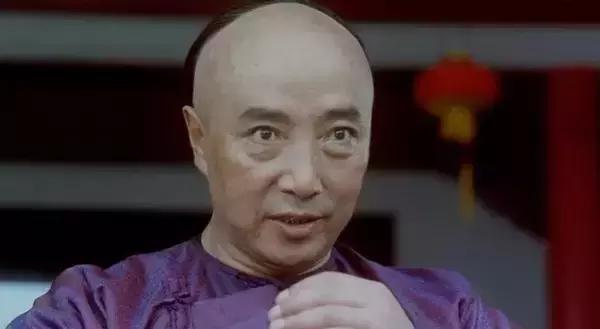 12岁武术冠军李连杰,李连杰和吴京在哪学的武术