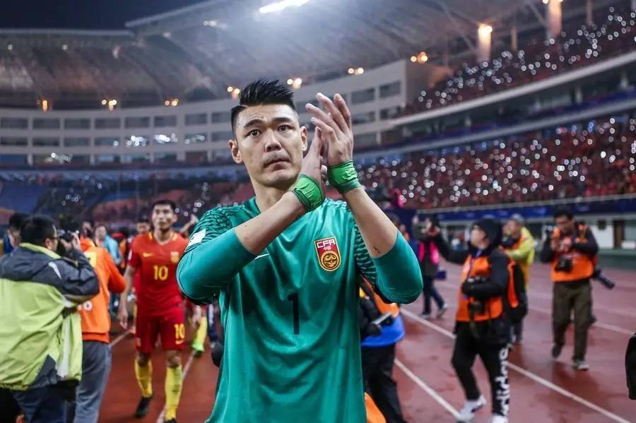 河南建业历史知名球员,曾城担任国家队门将